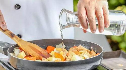 直播吃瓜炒菜视频,吃瓜炒菜，趣味烹饪一网打尽